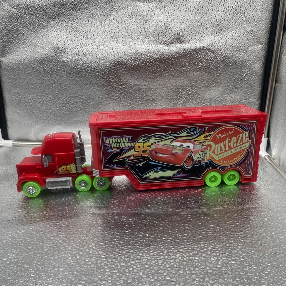 Disney Pixar Cars Lightning McQueen Mack Hauler Rust-eze Playset w/ Guido Mattel